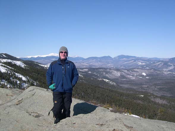 Sabru and views on the summit of South Moat Mountain (photo by Sabru)