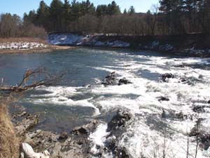 Base of Quechee Gorge (photo by Webmaster)